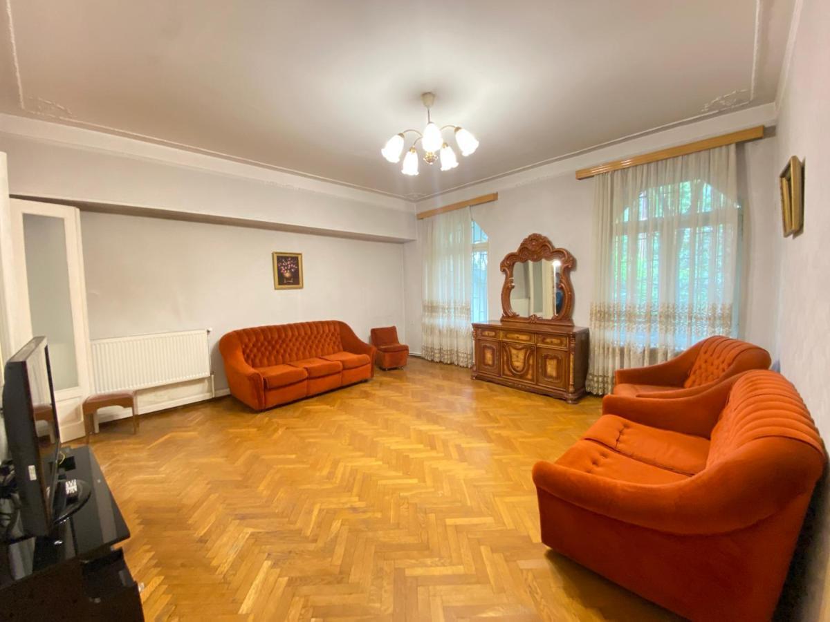 Davit'S Apartment 21 Tbilisi Esterno foto
